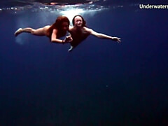 18 jahre, Bikini, Hd, Zierlich, Öffentlich, Dusche, Jungendliche (18+), Unter wasser