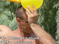 Блондинки, Брюнетки, Европейки, Группа, На природе