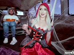 Enthousiasteling, Blond, Autobus, Aangekleed
