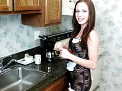 18, デカチン, デカパイ, 茶髪の, 指いじり, 手コキする, オナニー, ガリガリ