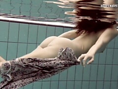 18 ans, Tchèque, Fétiche, De plein air, Public, Chatte, Douche, Solo