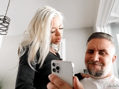 Grote kont, Grote lul, Grote mammen, Blond, Pijpbeurt, Hardcore, Moeder die ik wil neuken, Kut duiken