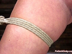 Sadomasochismus, Bizarr, Fesselspiele, Vollbusig, Fetisch, Würgen, Hd, Sklave
