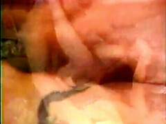 Anal, Sucer une bite, Européenne, Masturbation, Rasée, Tatouage, Nénés, Rétro ancien