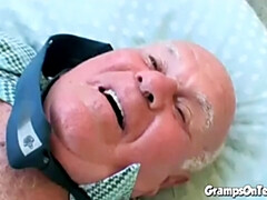 Blondine, Blasen, Spermaladung, Grossvater, Hardcore, Hd, Taboo, Jungendliche (18+)