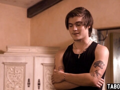 Grosse bite, Gros seins, Femme couguar, Hard, Mère que j'aimerais baiser, Maman, Belle mère, Plan cul à trois