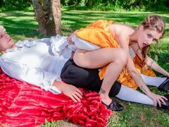 Жопа, Минет, Пальцем, Волосатые, Лизание, На природе, Киски, Молоденькие