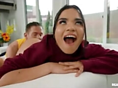 18 jaar, Lieveling, Bruinharig, Sperma shot, Dochter, Sperma in gezicht, Tiener, Tieten likken