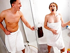 18 jahre, Grosser arsch, Grosser schwanz, Blasen, Hundestellung, Natürlichen titten, Jungendliche (18+), Titten