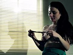 Язык в попке, Красотки, Брюнетки, Лесбиянка, Лизание