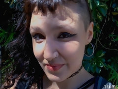 Gorda, Culo grande, Mamada, Morena, Penetracion con dedos, Pajear, Madres para coger, Tatuaje