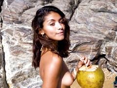 18, ラティーナ, 小柄, 一人, ティーン