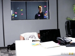 Lieveling, Grote lul, Pijpbeurt, Rondborstig, Hardcore, Kantoor, Pornster, Realiteit