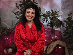 Grosser schwanz, Fesselspiele, Viele männer bespritzen eine frau, Fetisch, Gruppensex, Hardcore, Interrassisch, Schlampe