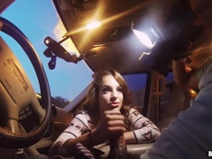 Arsch, Braunhaarige, Handjob, Natürlichen titten, Piercing, Pov, Muschi, Titten