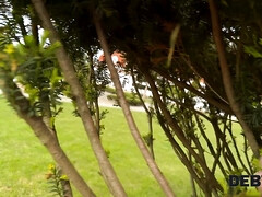 Grote mammen, Bruinharig, Zwart, Hd, Interraciaal, Buiten, Geschoren, Zuigen