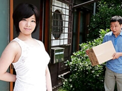 Asiatisch, Grosser arsch, Grosse titten, Blasen, Fingern, Lecken, Milf, Natürlichen titten