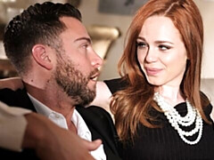 Gros cul, Grosse bite, Sucer une bite, En levrette, Seins naturels, Chatte, Rousse roux, Adolescente