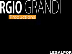 Schlampe, Braunhaarige, Spermaladung, Doppelpenetration, Gruppe, Zierlich, Dürr, Spielzeuge