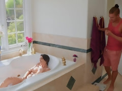 Chica, Mamada, Tetona, Cocina, Latina, Tetas naturales, Montar, Mojado