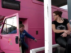 素人, デカパイ, フェラチオ, 車, ズームショット, イく瞬間, 顔射, Hd