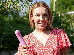 素人, デカ尻, デカパイ, ドレス, 指いじり, ショートヘア, ストリッピング, ティーン