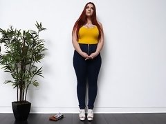 Gros seins, En levrette, Masturbation, Seins naturels, De plein air, Rasée, Dénudage, Adolescente