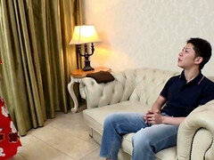 アジア人, デカパイ, フェラチオ, 茶髪の, 巨乳な, 中出し, 自然山雀, オッパイの