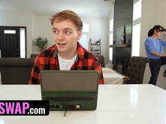 18 jaar, Enthousiasteling, Diep in de keel, Hondjeshouding, Likken, Orgie, Kut duiken, Taboe