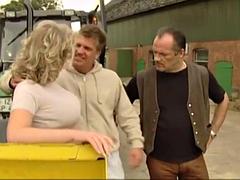 Lieveling, Grote mammen, Blond, Pijpbeurt, Auto, Hardcore, Buiten, Tieten likken