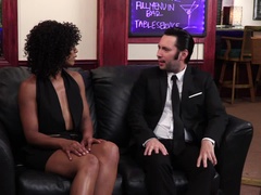 Grosse bite, Tir de sperme, Interracial, Nénés