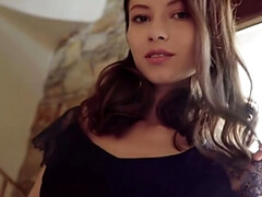 Brunette brune, Femelle, Fétiche, Fétiche des pieds, Hd, Talons, Sous la jupe, Voyeur