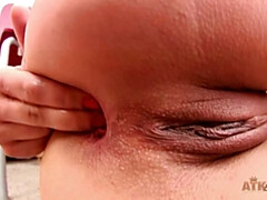 Grosse titten, Kitzler, Fingern, Muschi, Solo, Sich ausziehen, Scherzbold, Titten