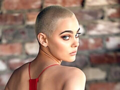 Arsch, Blondine, Hundestellung, Fingern, Küssen, Rasiert, Jungendliche (18+), Titten