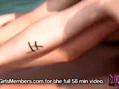 Acercamiento, Fetiche, Tetas naturales, Al aire libre, Orinar, Público, Coño, Tetas