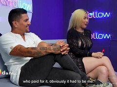 Большая жопа, Блондинки, Латиноамериканки, На публике, Киски, Наездница, Подглядывание, Влажная