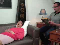 フェラチオ, 茶髪の, イく瞬間, チン, 顔射, お婆さん, 熟年, ゴックンする