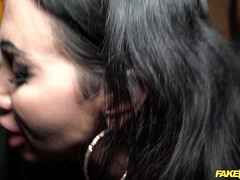 Culo, Morena, Coche, Sexo duro, Italiano, Coño, Montar, Tatuaje