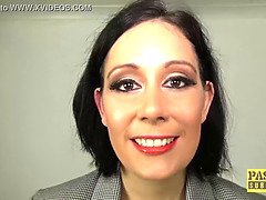 Sadomasoquismo, Británico, Corridas faciales, Fetiche, Madres para coger, Medias largas, Juguetes