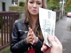 美女, デカチン, フェラチオ, 浮気者, ズームショット, 浮気する, チェコ, オッパイの