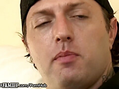 In den arsch, Arsch, Braunhaarige, Geile alte tussi, Lingerie, Milf, Sohn, Titten