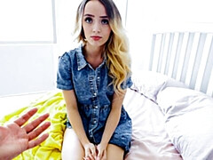 18 años, Anal, Verga grande, Rubia, Mamada, Estilo perrito, Tetas naturales, Flaco