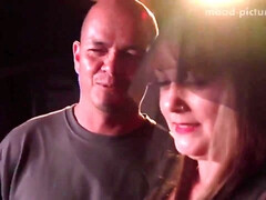 Asiatisch, Tussi, Grosse titten, Blondine, Latina, Lesbisch, Öffentlich, Titten