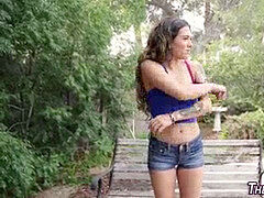 Amateur, Sucer une bite, Faciale, Branlette thaïlandaise, De plein air, Adolescente