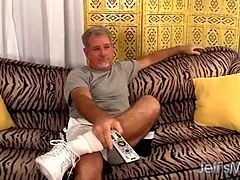 Жопа, Толстушки, Большая жопа, Большие сиськи, Минет, Натуральные сиськи, Кричащие, Втроем