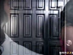 Gros seins, Noire, Blonde, Plantureuse, Tir de sperme, Gorge profonde, Interracial, Plan cul à trois