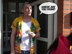 Asiatique, Grosse bite, Noire, Sucer une bite, Japonaise, Monstre, Pov, Réalité