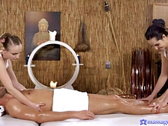 69, フェラチオ, イく瞬間, 顔射, 手コキする, マッサージ, オマンコ, 濡れ