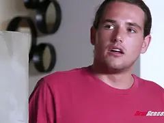 18 jaar, Kont, Sperma in gezicht, Hd, Schreeuwen, Slikken, Tiener, Tieten likken