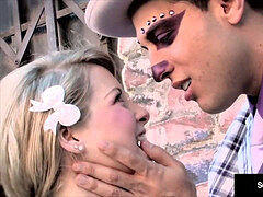 Alice In Wonderland Gets chisel With Sunny Lane & Cheshire Cat